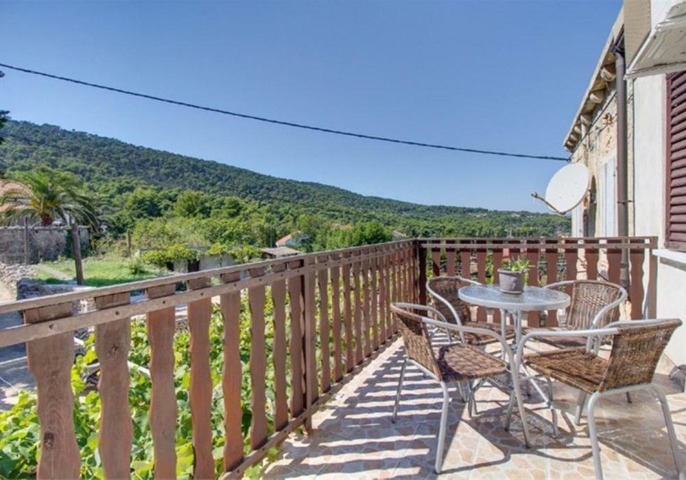 Apartments Jelena Veli Losinj Exterior photo
